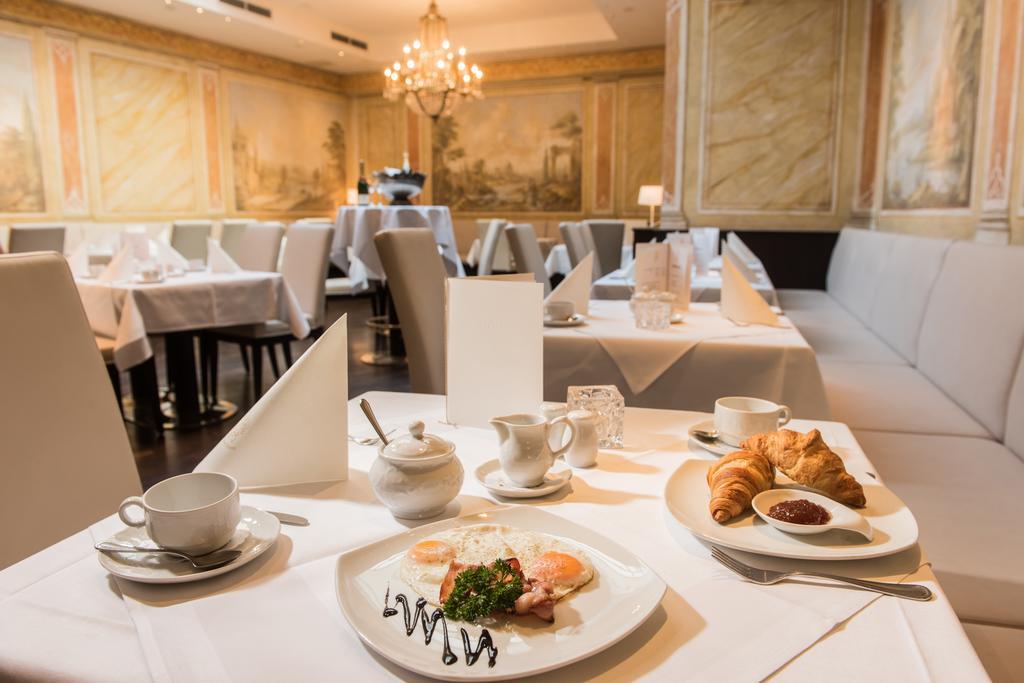 Hotel Goldener Loewe Meissen Extérieur photo